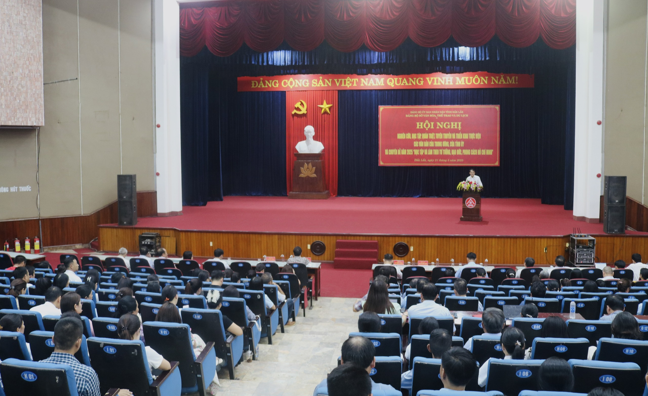 Hội nghị học tập, quán triệt, tuyên truyền và triển khai thực hiện các văn bản của Trung ương, của Tỉnh ủy và Chuyên đề năm 2025 về Học tập và làm theo tư tưởng, đạo đức, phong cách Hồ Chí Minh